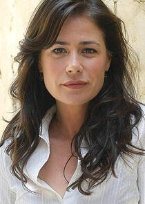 Maura Tierney